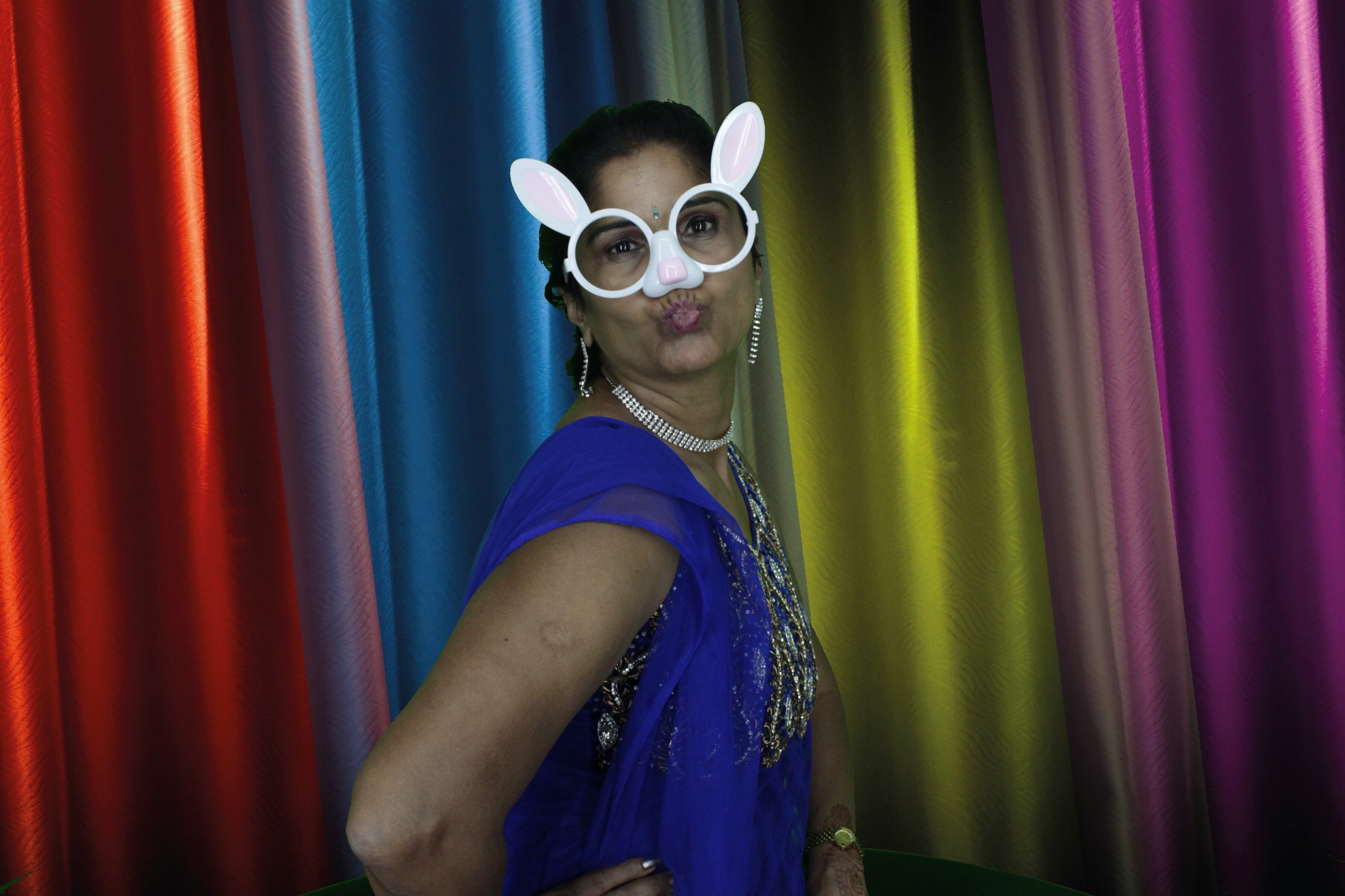 Bhavin & Yasmin’s Wedding | View more photos from the event at gallery.myphotoboothexperience.co.uk/u/MyPhotoBoothExperienceLtd/Bhavin-Yasmin’s-Wedding